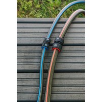 Конектор для шланга Fiskars FiberComp STOP 1/2”-5/8” (13-15 мм) c автостопом 1054789