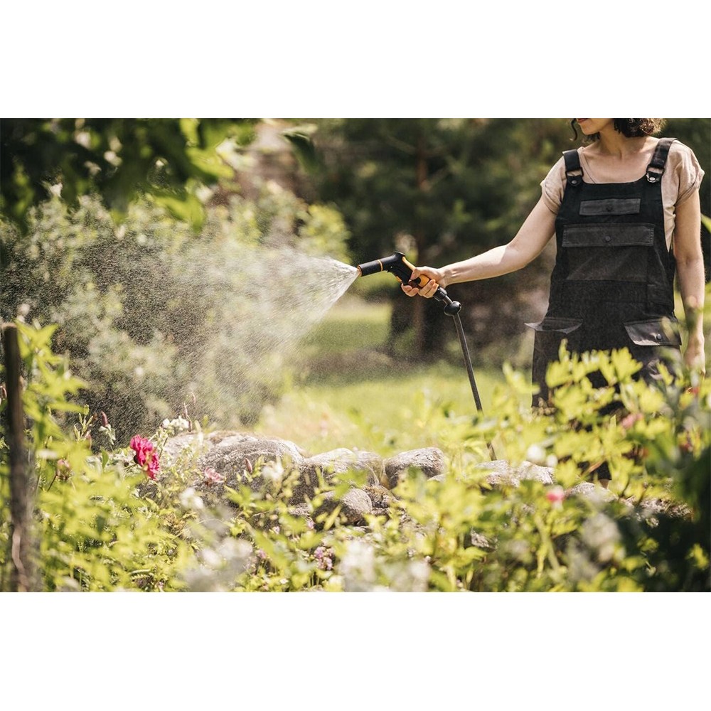 Пістолет-розпилювач Fiskars c регульований переднім керуванням 1065484