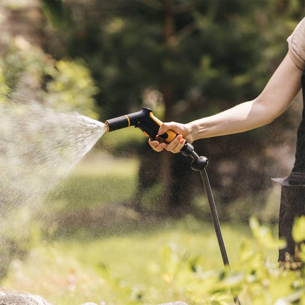 Пістолет-розпилювач Fiskars c регульований переднім керуванням 1065484