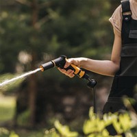 Пістолет-розпилювач Fiskars c регульований переднім керуванням 1065484