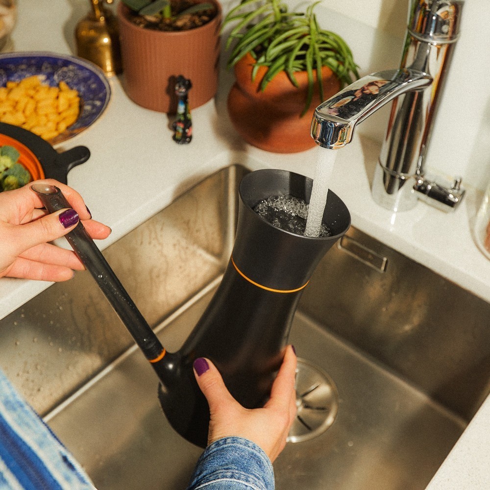 Лійка для поливу води Fiskars Solid Чорна 1071307