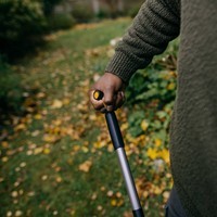 Лопата-граблі для листя Fiskars Ergonomic 1077116