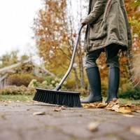 Щітка Fiskars Ergonomic 1077114