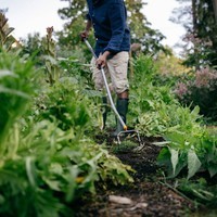 Мотика-розпушувач від бур'янів Fiskars Ergonomic 1077111