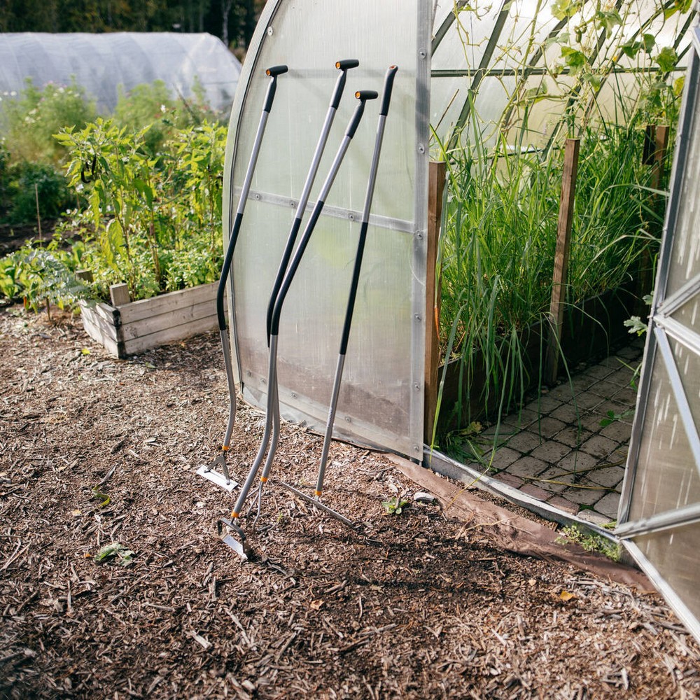 Мотика-розпушувач від бур'янів Fiskars Ergonomic 1077111