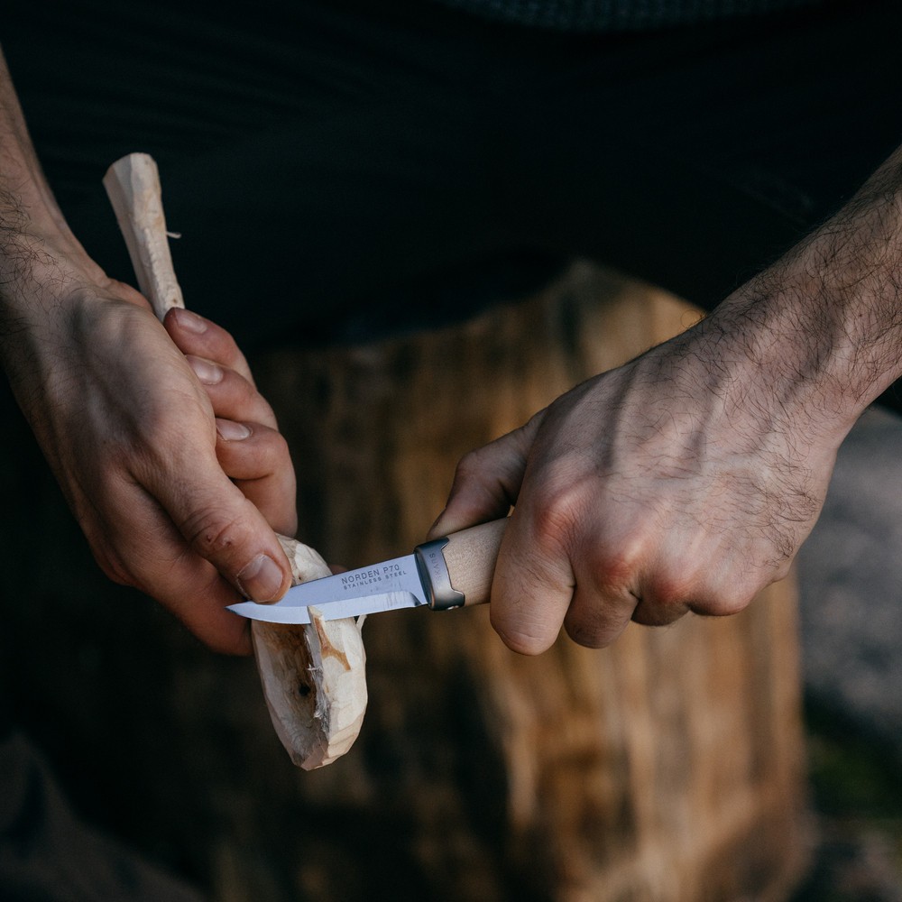 Ніж ремісничий Fiskars Norden 1071897