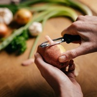 Фото Набір ножів для овочів Fiskars Essential 3 шт 1065600